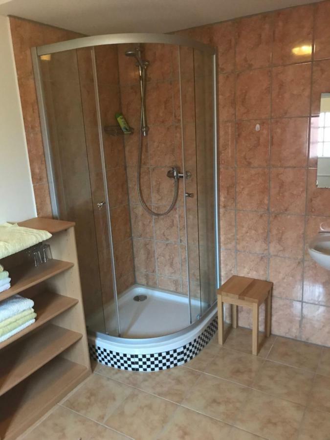 Pension Zum Mohr Birstein Bagian luar foto