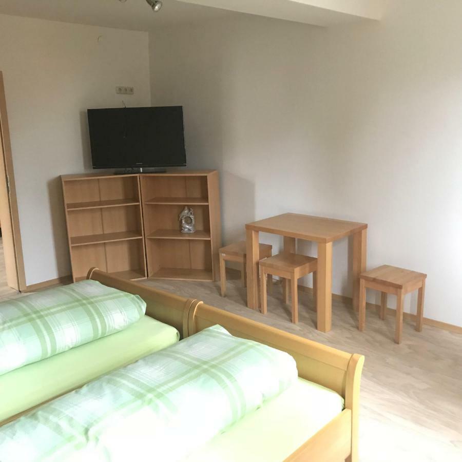 Pension Zum Mohr Birstein Bagian luar foto
